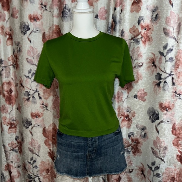 A New Day Green Short Sleeve Basic Cropped T-Shirt NWOT - Picture 1 of 7